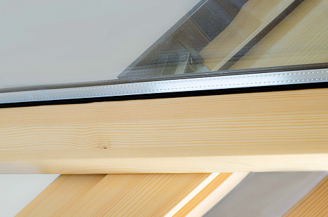 Купить Мансардное окно FAKRO FTP-V U5 (CH) 55х98см / вентклапан / двухкамерное - изображение 3